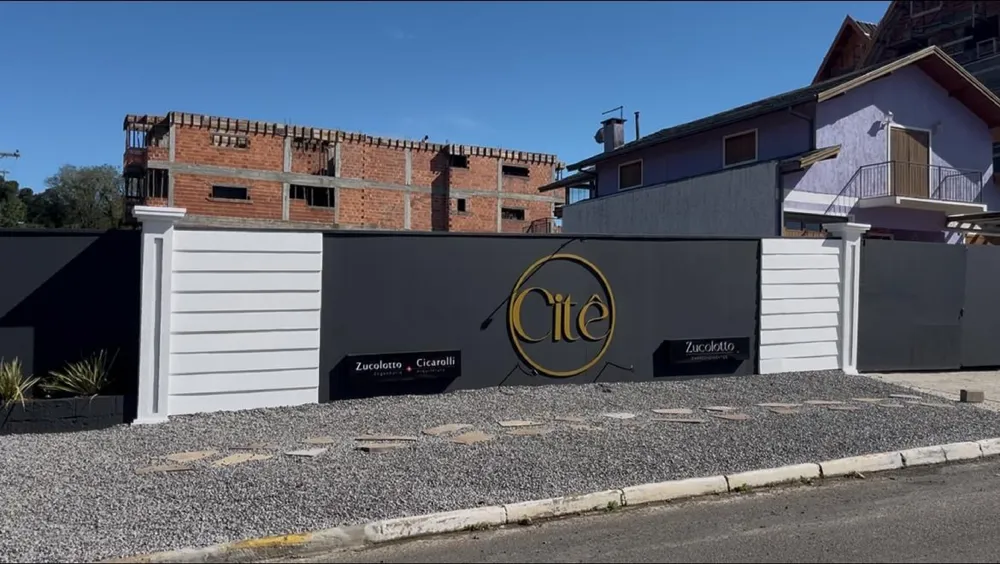 Apartamento para venda no bairro Carniel em Gramado
