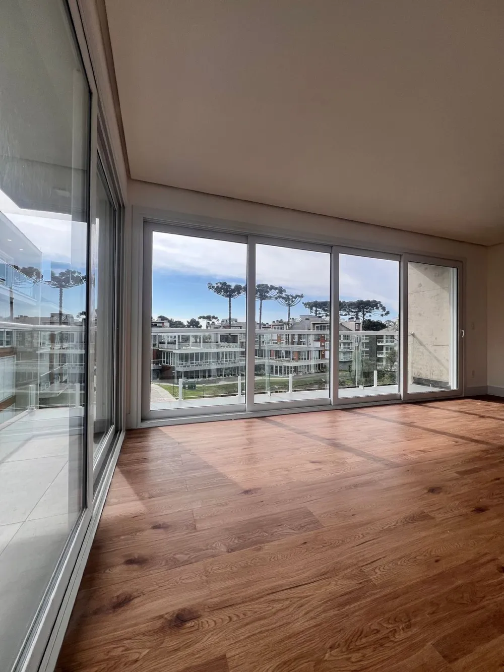 Apartamento para venda no bairro Carniel em Gramado