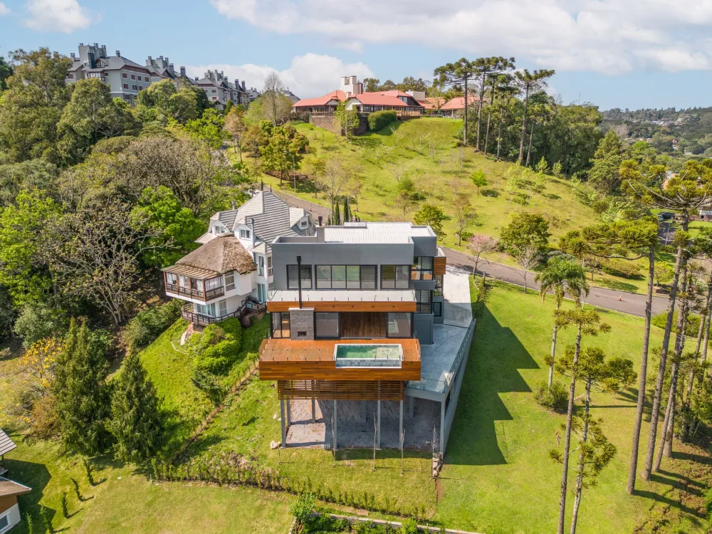 Casa para venda no bairro Bavaria em Gramado