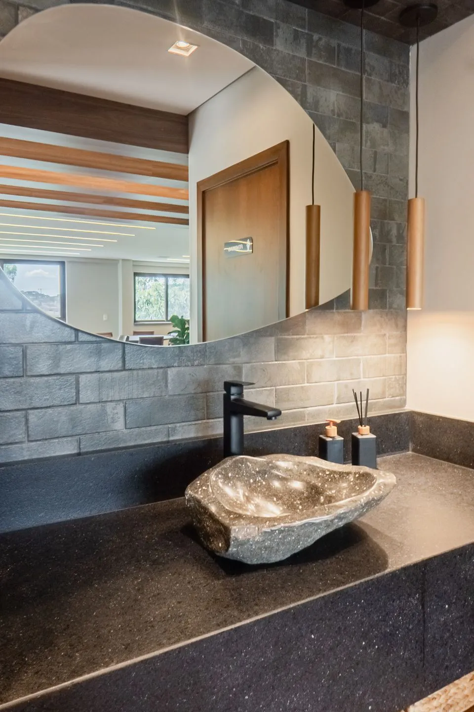 Apartamento para venda no bairro Centro em Gramado