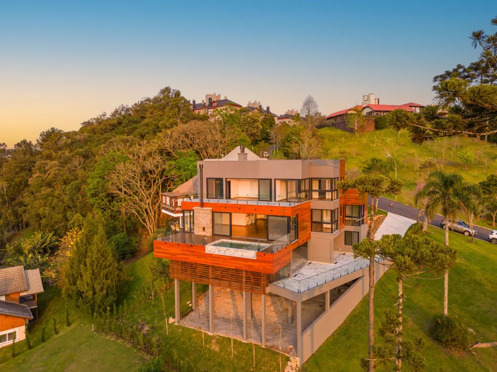 Casa para venda no bairro Bavaria em Gramado