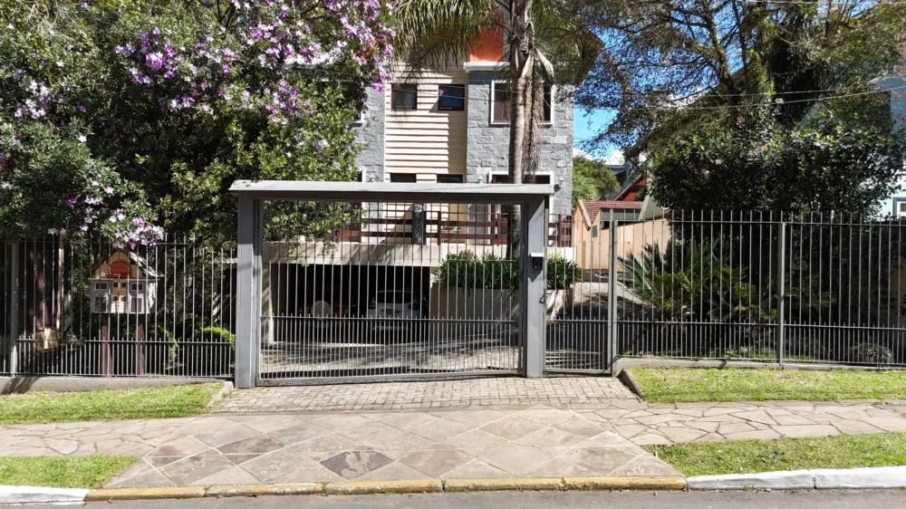 Apartamento 2 quartos sendo 1 suíte para venda no bairro Planalto em Gramado