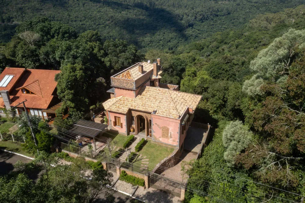 Casa de Condomínio para venda no bairro Centro em Gramado
