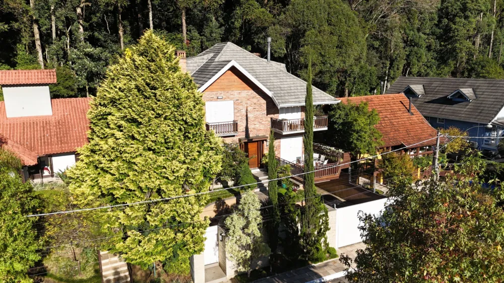 Casa para venda no bairro Centro em Gramado
