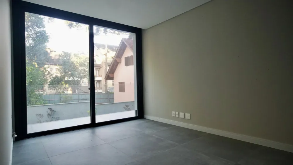Apartamento para venda no bairro Planalto em Gramado