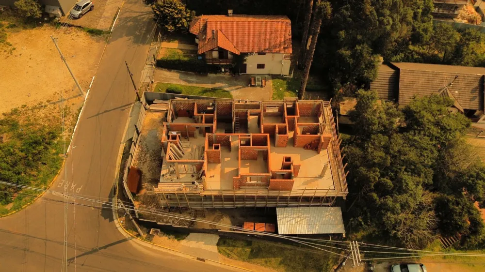 Apartamento para venda no bairro Carniel em Gramado