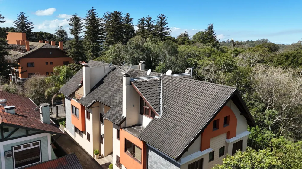 Apartamento 2 quartos sendo 1 suíte para venda no bairro Planalto em Gramado