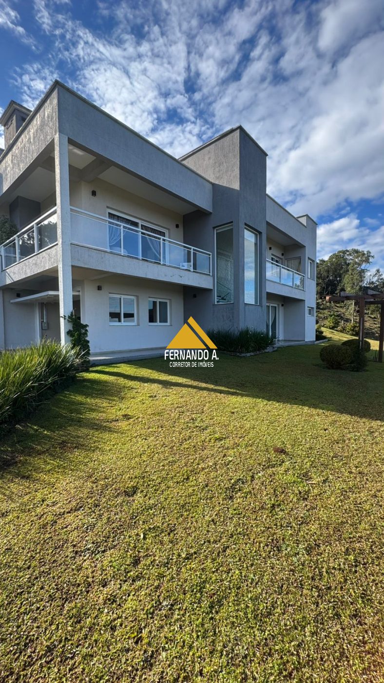Chácara 4.500m² com Vista Panorâmica - 3 Dormitórios - Próxima de Gramado