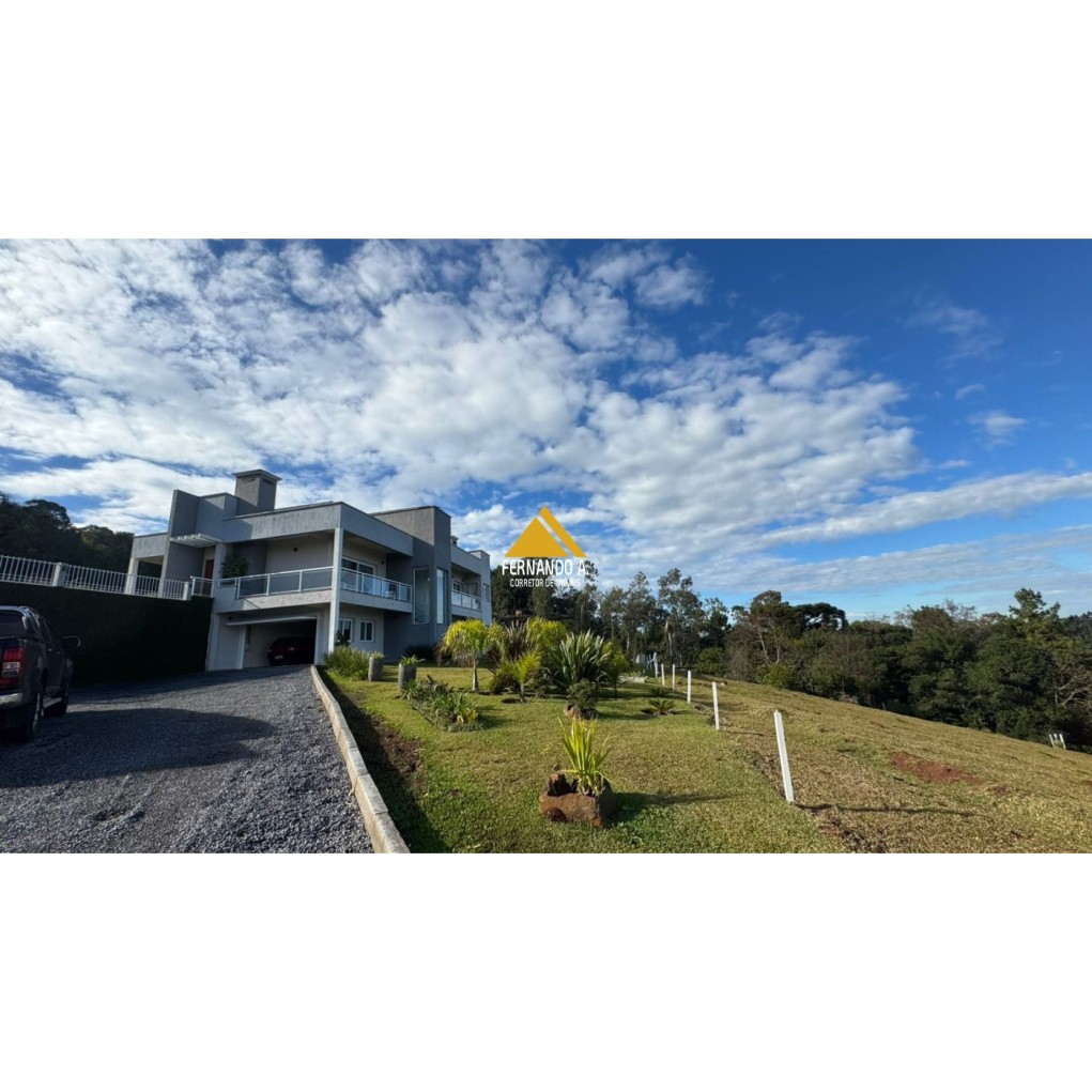 Chácara 4.500m² com Vista Panorâmica - 3 Dormitórios - Próxima de Gramado