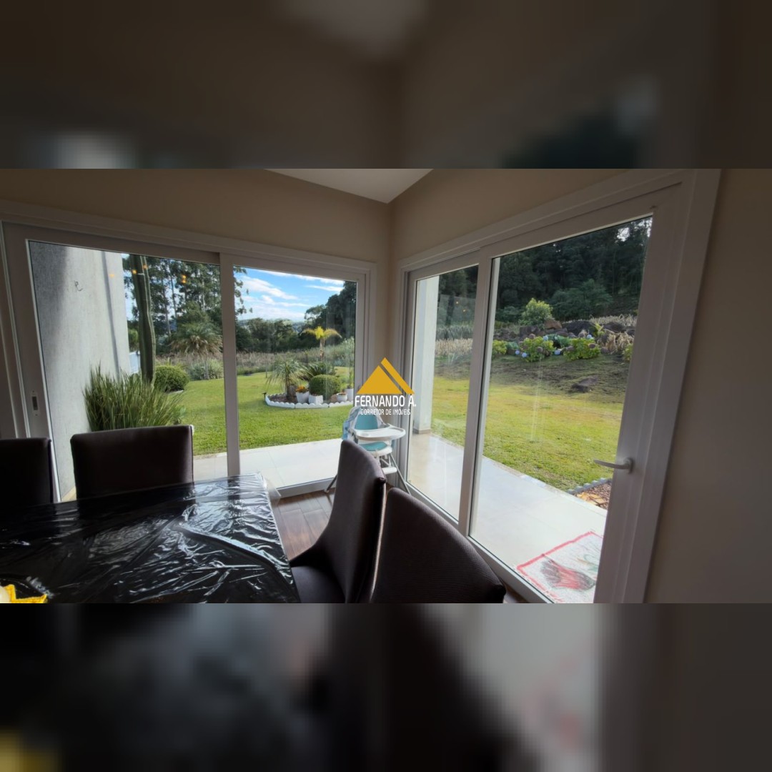 Chácara 4.500m² com Vista Panorâmica - 3 Dormitórios - Próxima de Gramado