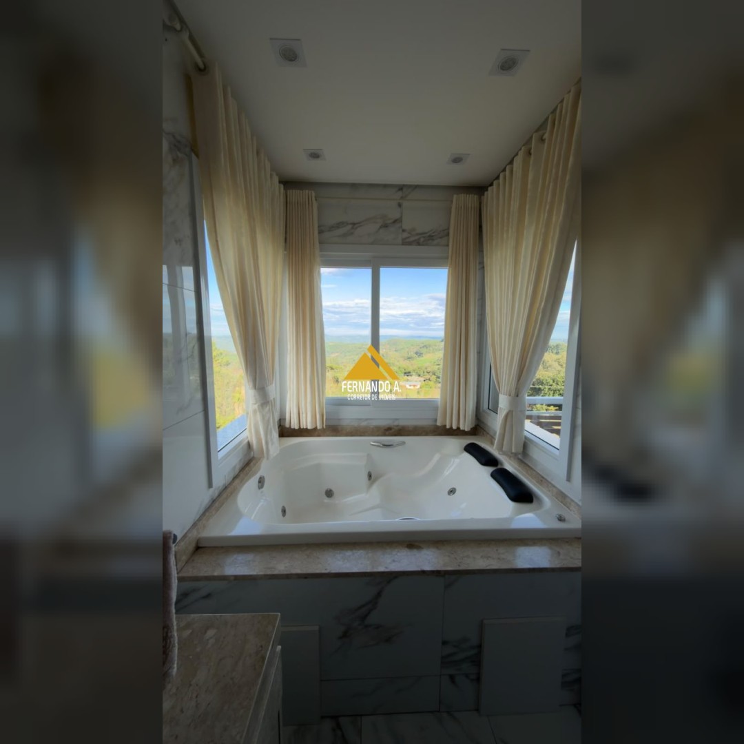 Chácara 4.500m² com Vista Panorâmica - 3 Dormitórios - Próxima de Gramado
