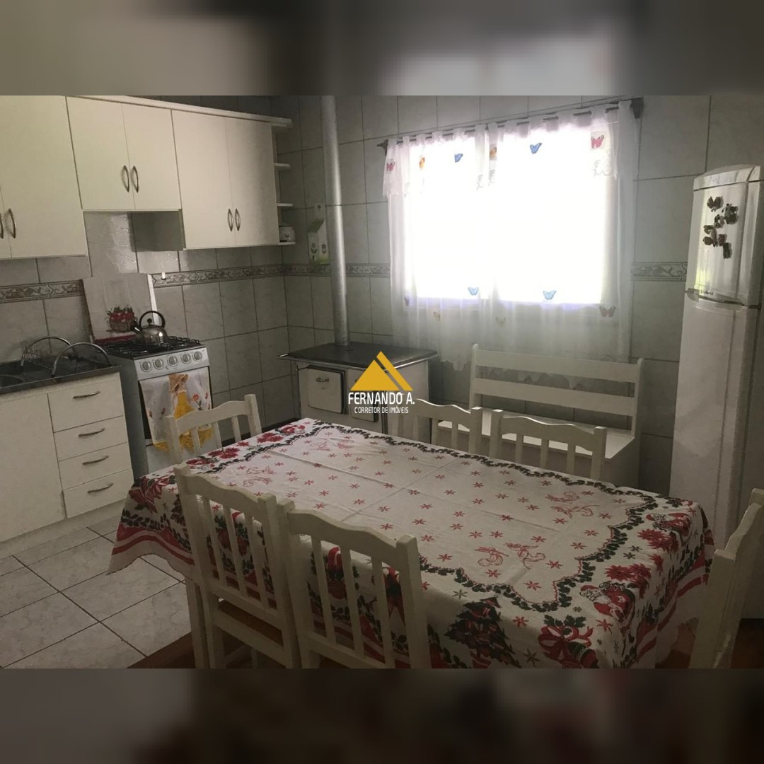 SÍTIO À VENDA EM GRAMADO - 5,4 HECTARES - FRENTE PARA O ASFALTO