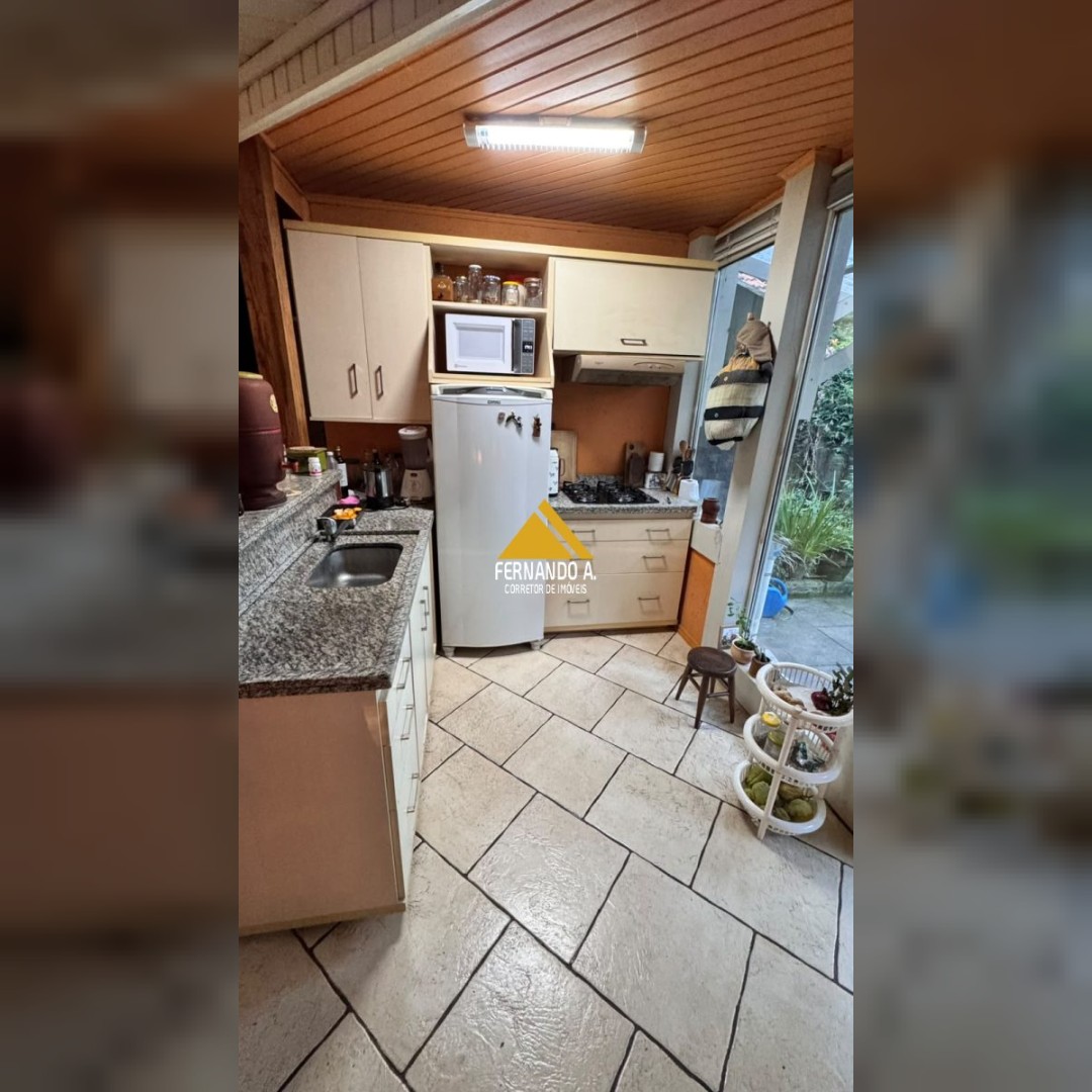 Casa 3 quartos para Venda no bairro Planalto em Gramado