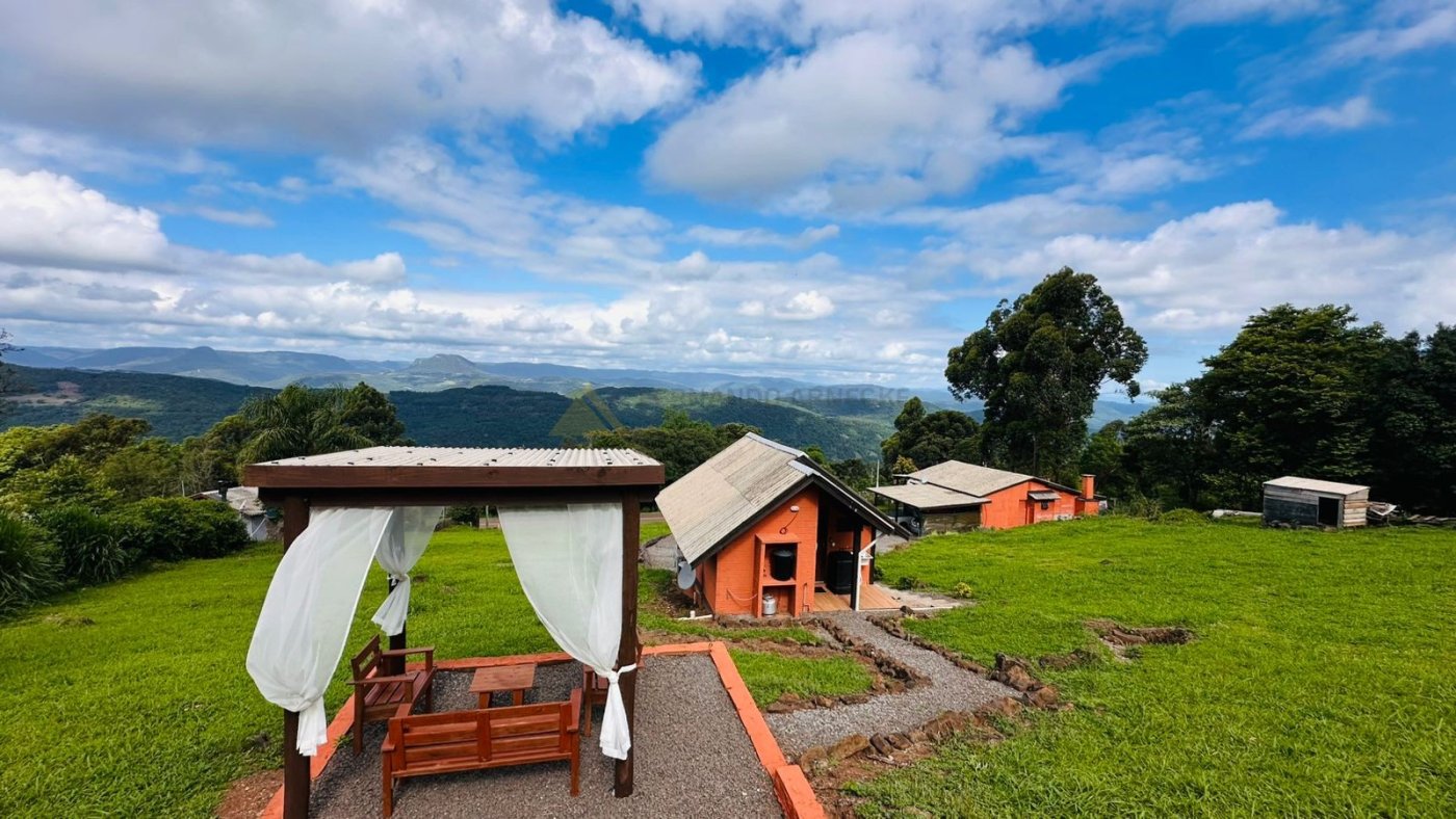 Sítio / Chácara 3 quartos para Venda no bairro Linha Carahá em Gramado
