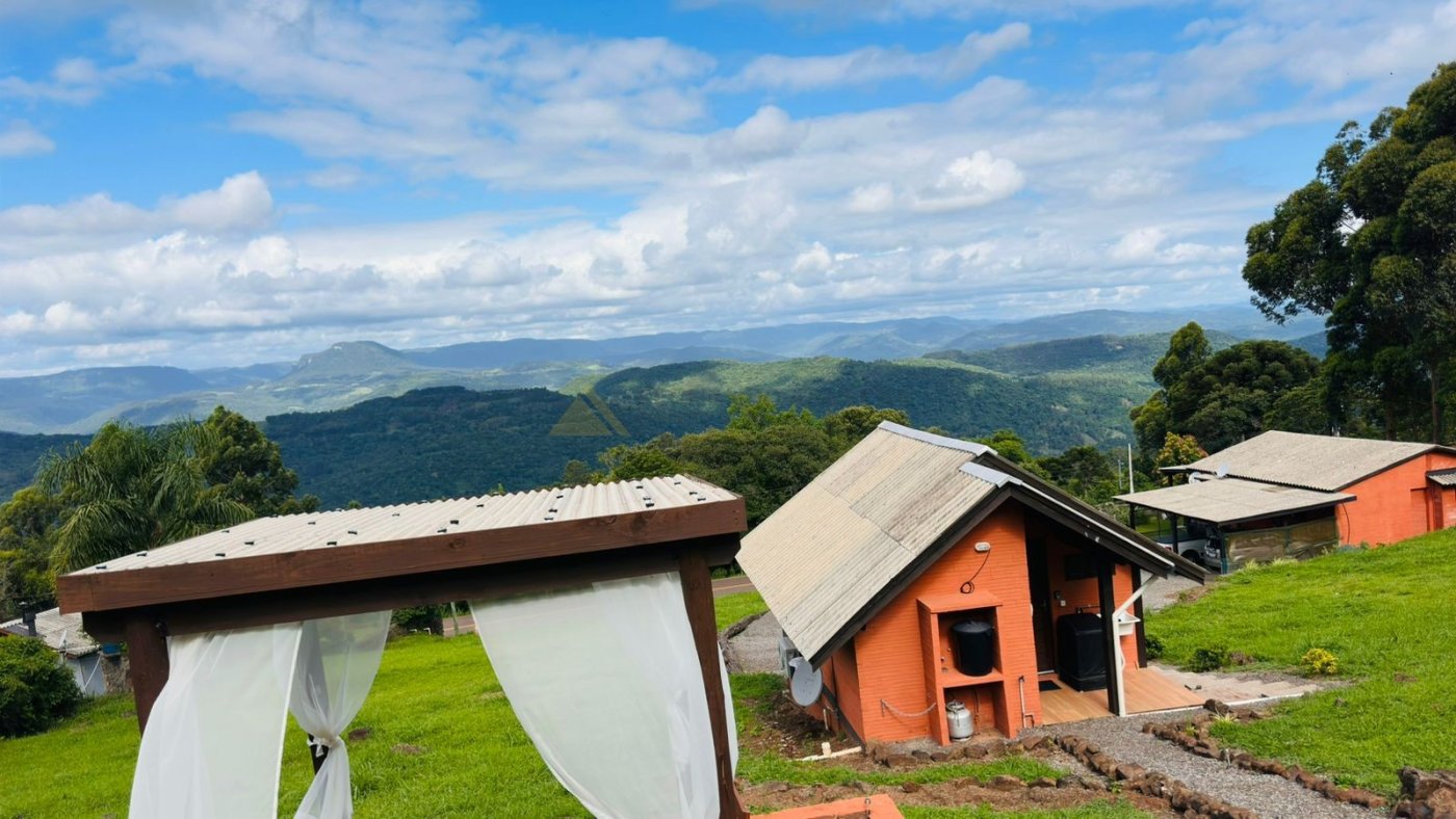 Sítio / Chácara 3 quartos para Venda no bairro Linha Carahá em Gramado